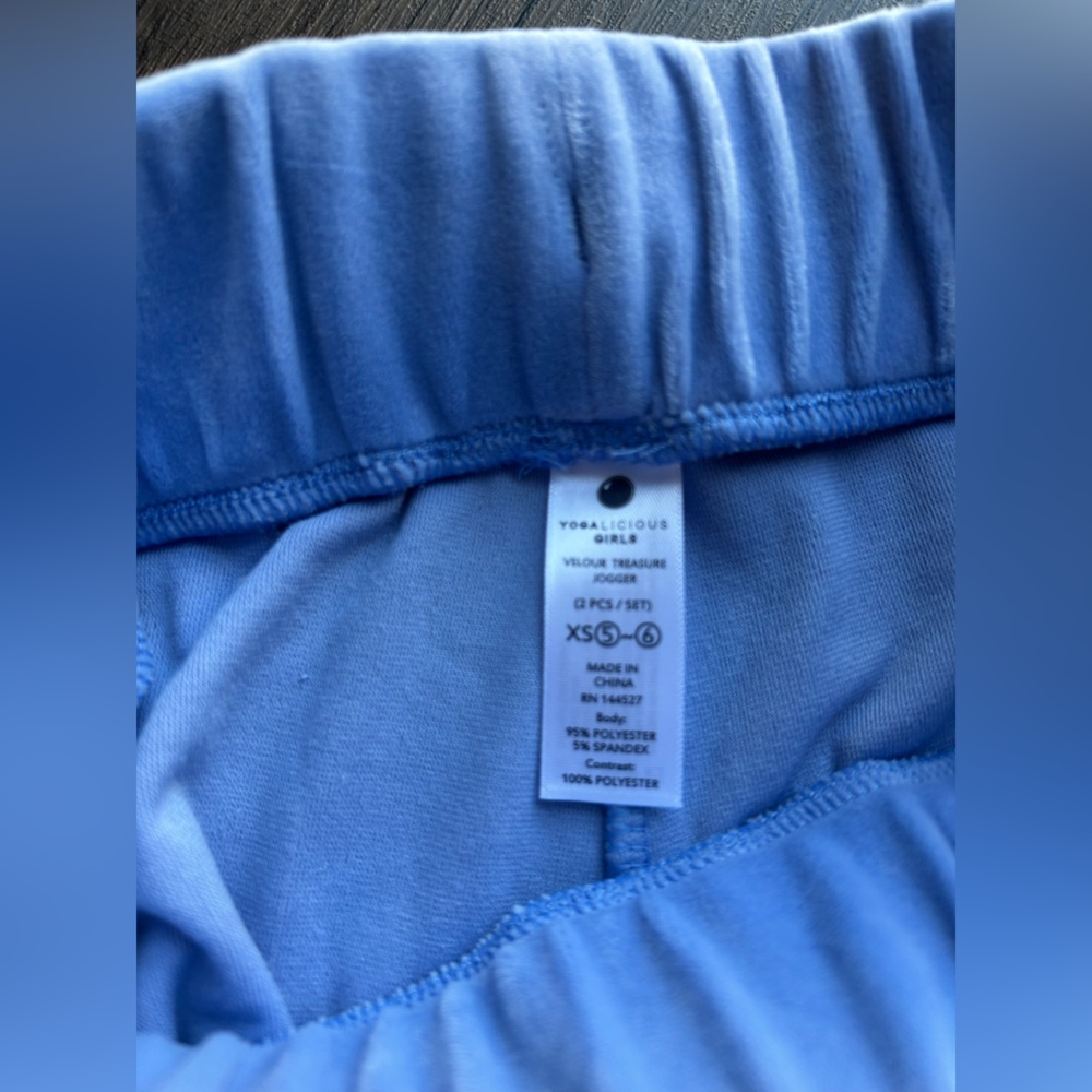 Yogalicious 2-Piece Sweatsuit Set – Girls XS (5/6) – Baby Blue - NWT - Picture 5 of 7